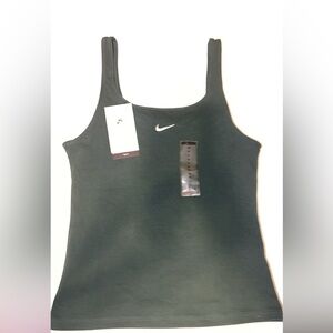 Nike tank